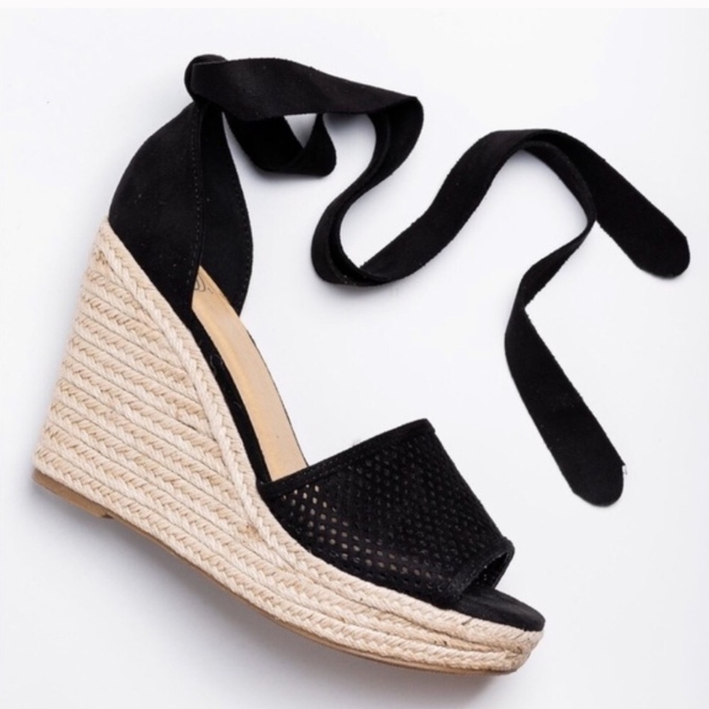 Last 1️⃣! Blush espadrille ankle-tie wedge - Picture 4 of 6